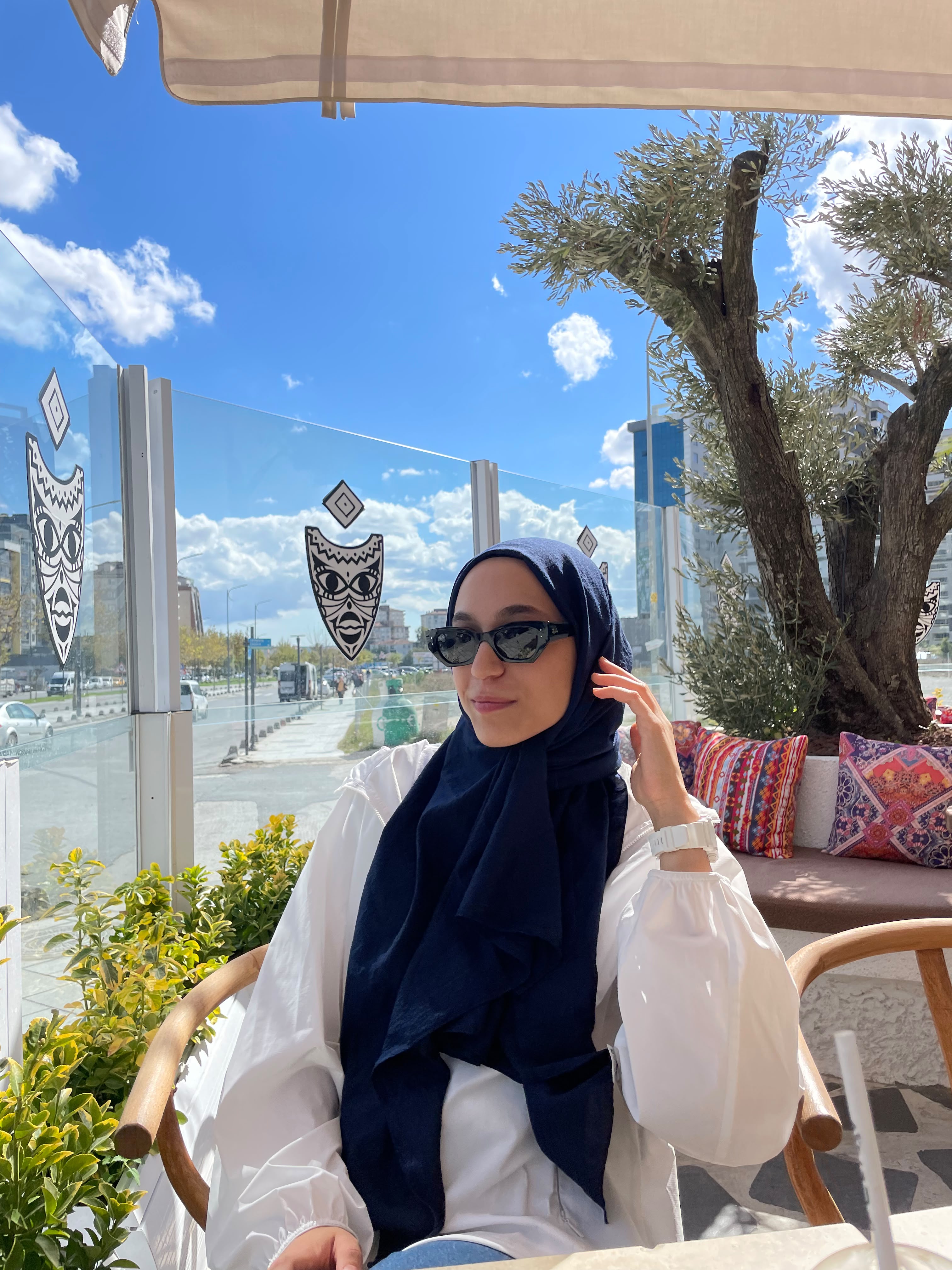 Gül Ceren İkiz