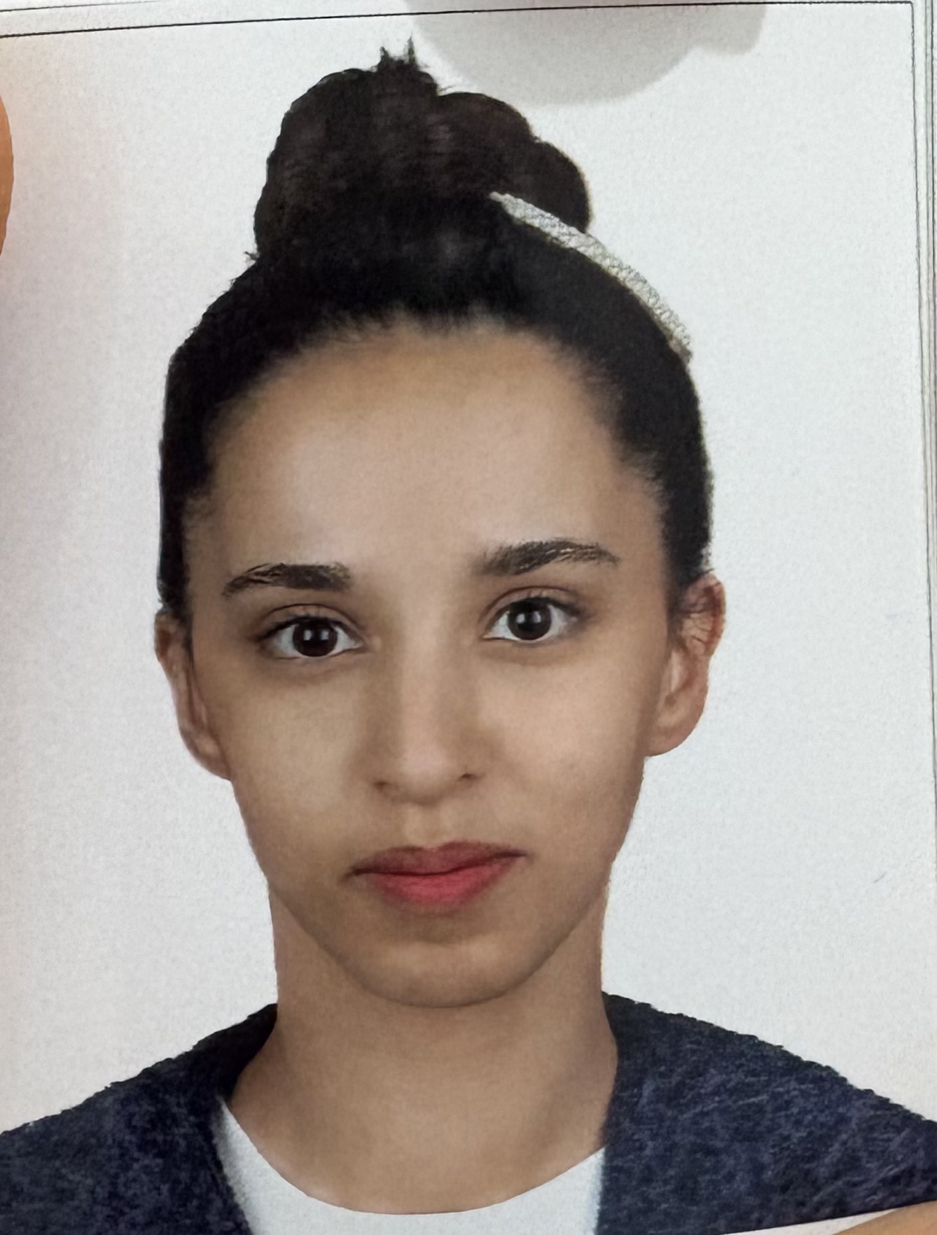 Büşra Taş
