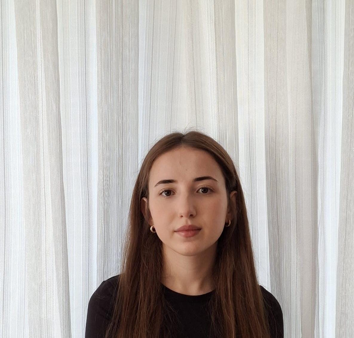 Kübra Sağır