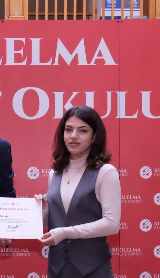 Ayşe Ömeroğlu
