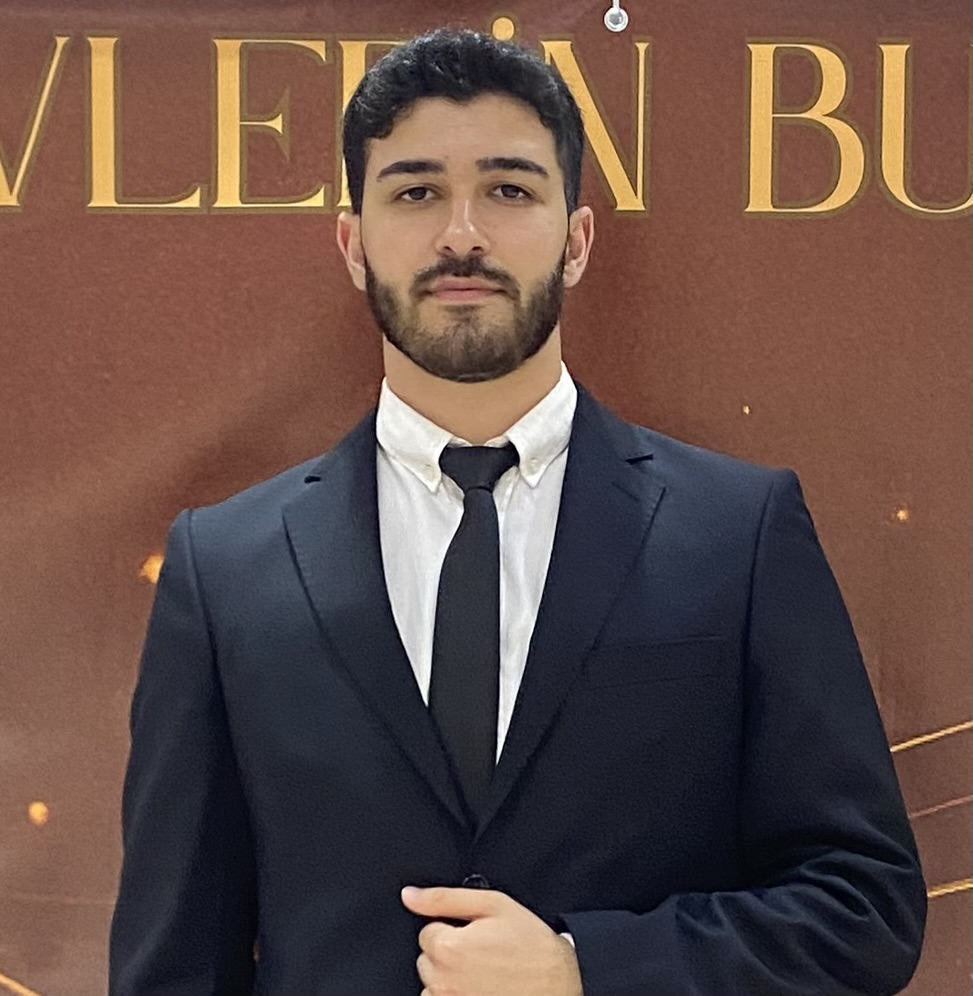 özgür özakçil