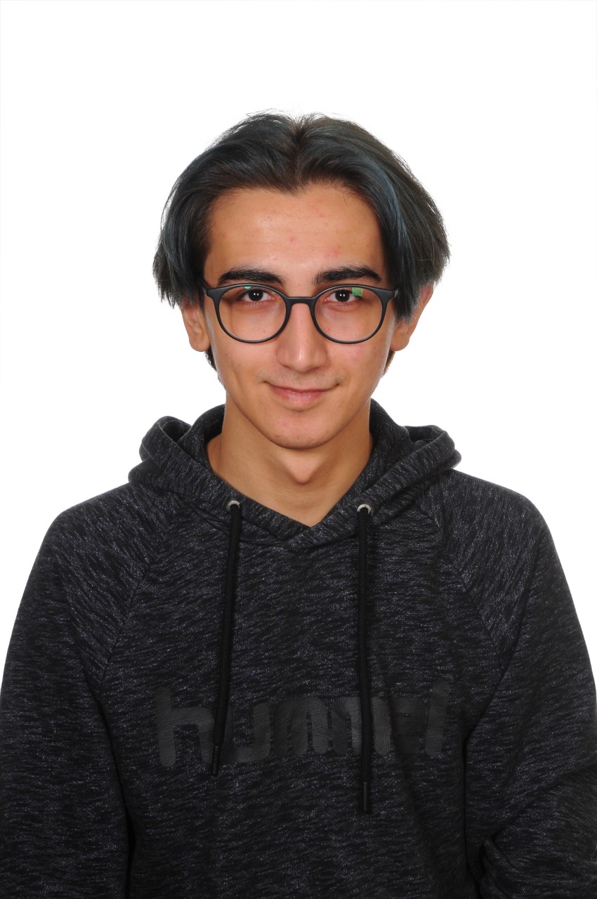 Özgür Acar